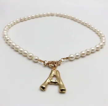 Epocă Cravată Colier de Perle Alfabet a-Z Inițială Pearl Lanț Colier pentru Femei din Oțel Inoxidabil Catarama de Aur Pandantiv Bijuterii