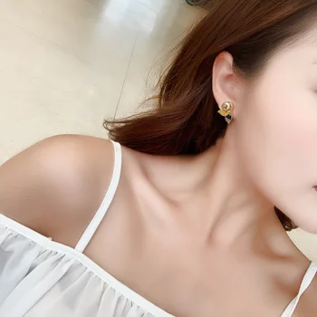 Fata Dulce Cercei Moda Coreeană Versiunea De Perle De Cristal Nou Temperament Net Sirena Rosie Simple Și Mici De Sex Feminin Cercei