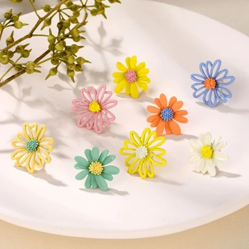 IFK coreene Noi, Mici Proaspete Daisy Floare Stud Cercei 2020 Moda 5 Culoare Geometrice Cercei Floare Fată Ureche Bijuterii Cadou